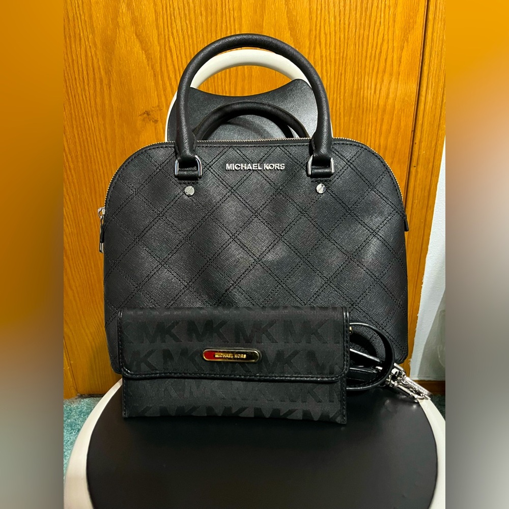 Michael Kors Handbag and Wallet - Picture 1 of 14